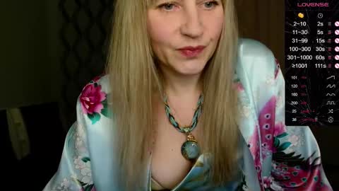 Snapshot of ganet469 chatting on November 26, 2025, 9:05 pm Janette online show from November 26, 2025, 9:05 pm