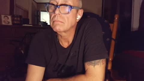 garnettrobert438 online show from July 2, 2026, 3:56 am