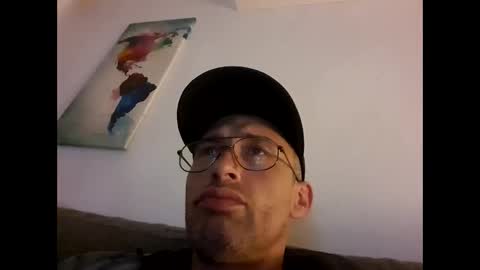 Snapshot of garrick1987 chatting on October 18, 2025, 10:54 pm garrick1987 online show from October 18, 2025, 10:54 pm