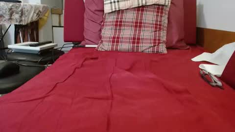 Snapshot of gary1111111 chatting on November 19, 2025, 6:30 pm gary1111111 online show from November 19, 2025, 6:30 pm