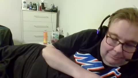 Gary online show from December 3, 2025, 5:04 am