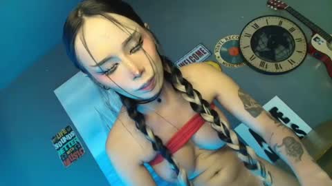 Anya online show from July 4, 2026, 1:39 pm