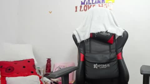 Snapshot of gatitasexy_hot_wet4u chatting on December 21, 2025, 11:34 pm Mfe online show from December 21, 2025, 11:34 pm