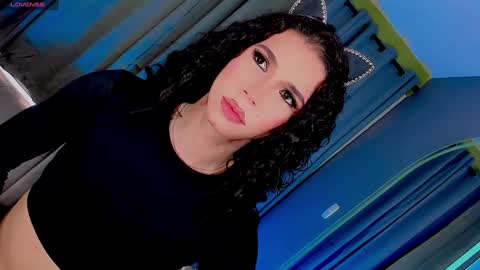 Snapshot of gatitavenecis1 chatting on January 3, 2025, 2:40 pm Vnecis Marn online show from January 3, 2025, 2:40 pm