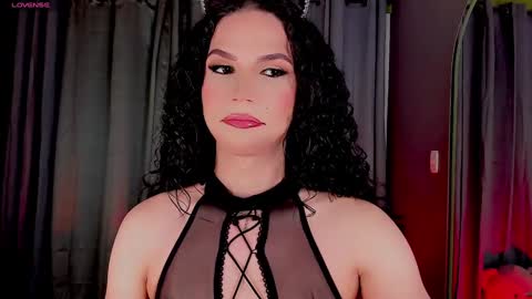 Snapshot of gatitavenecis1 chatting on January 6, 2025, 11:18 am Vnecis Marn online show from January 6, 2025, 11:18 am