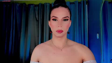 Snapshot of gatitavenecis1 chatting on January 10, 2025, 11:54 am Vnecis Marn online show from January 10, 2025, 11:54 am