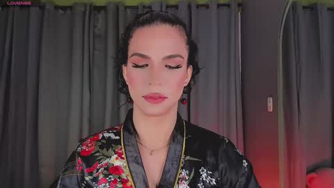 Snapshot of gatitavenecis1 chatting on January 13, 2025, 11:30 am Vnecis Marn online show from January 13, 2025, 11:30 am