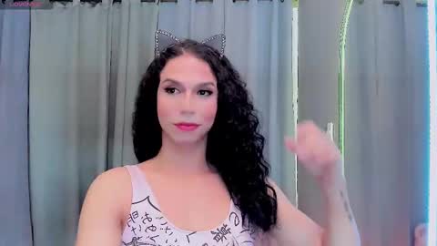 Snapshot of gatitavenecis1 chatting on March 5, 2025, 10:44 am Vnecis Marn online show from March 5, 2025, 10:44 am