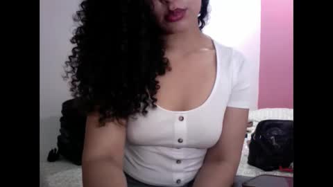 gatubelahotxxx online show from December 24, 2024, 5:27 am