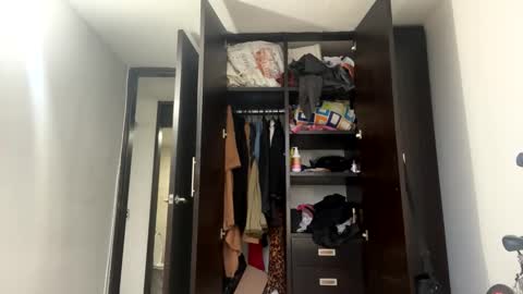 gatubelahotxxx online show from December 29, 2024, 10:57 pm