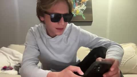 gavinnumbers online show from December 16, 2025, 10:59 pm