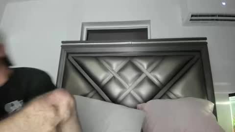 Snapshot of gayndepressed chatting on January 7, 2026, 1:30 am Trace online show from January 7, 2026, 1:30 am