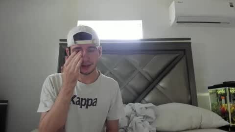 Snapshot of gayndepressed chatting on January 9, 2026, 6:21 pm Trace online show from January 9, 2026, 6:21 pm