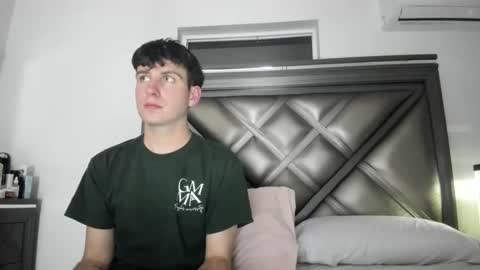 Snapshot of gayndepressed chatting on March 4, 2026, 5:13 am Trace online show from March 4, 2026, 5:13 am