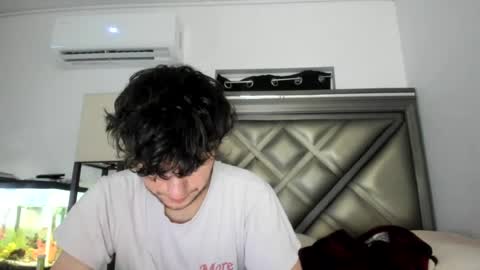 Snapshot of gayndepressed chatting on July 4, 2026, 3:56 am Trace online show from July 4, 2026, 3:56 am