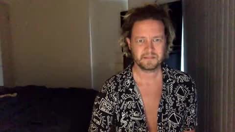 gcsurfer81 online show from February 10, 2025, 8:09 am