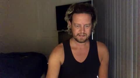 gcsurfer81 online show from February 12, 2025, 7:34 am