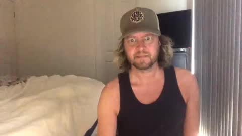 gcsurfer81 online show from October 5, 2025, 4:44 am