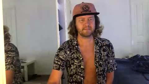 gcsurfer81 online show from February 2, 2026, 7:18 am