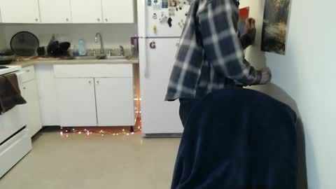 Snapshot of gdanch chatting on January 1, 2025, 3:03 pm G online show from January 1, 2025, 3:03 pm