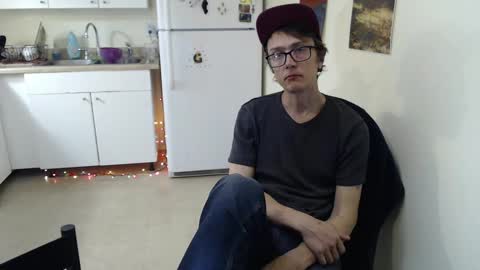 Snapshot of gdanch chatting on January 2, 2025, 10:55 pm G online show from January 2, 2025, 10:55 pm