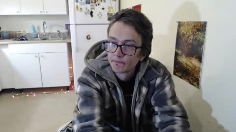 Snapshot of gdanch chatting on January 4, 2025, 2:25 am G online show from January 4, 2025, 2:25 am