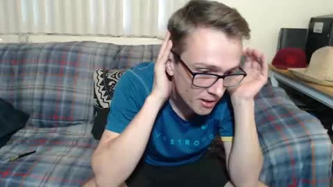 Snapshot of gdanch chatting on January 11, 2025, 11:35 pm G online show from January 11, 2025, 11:35 pm