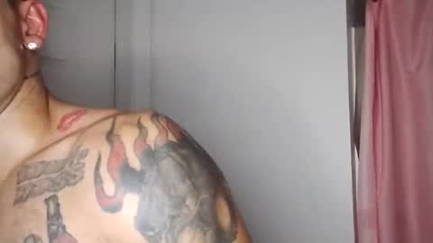 Snapshot of geekedoutlabs chatting on October 22, 2025, 2:39 pm Zanecubano online show from October 22, 2025, 2:39 pm