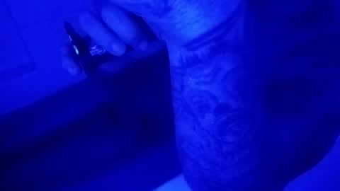 Snapshot of geekedoutlabs chatting on November 18, 2025, 1:11 am Zanecubano online show from November 18, 2025, 1:11 am