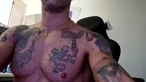 Snapshot of geekedoutlabs chatting on November 23, 2025, 11:15 pm Zanecubano online show from November 23, 2025, 11:15 pm