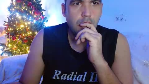 geeklatin88 online show from December 17, 2025, 6:30 am