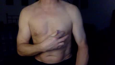 Snapshot of geetarluvver chatting on December 11, 2024, 1:15 am geetarluvver online show from December 11, 2024, 1:15 am