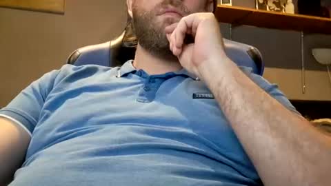 geile_waalwijker33 online show from June 24, 2026, 9:58 pm