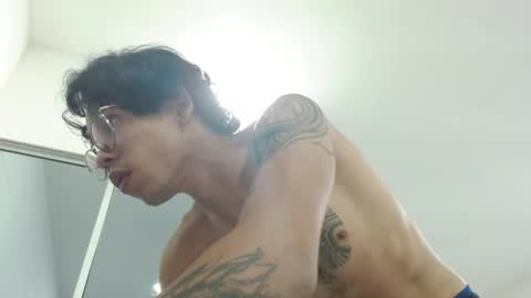 Andrs  online show from November 28, 2025, 9:17 pm