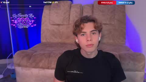 Snapshot of gemdominus chatting on July 21, 2026, 12:35 am Gem Dominus online show from July 21, 2026, 12:35 am