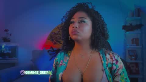 Snapshot of geminis_grey chatting on October 18, 2025, 2:03 am Geminis online show from October 18, 2025, 2:03 am