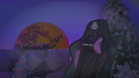 Snapshot of geminis_grey chatting on December 4, 2025, 3:38 am Geminis online show from December 4, 2025, 3:38 am