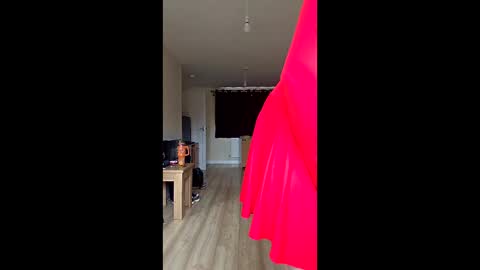 gemmaquinzel online show from May 6, 2026, 12:43 pm