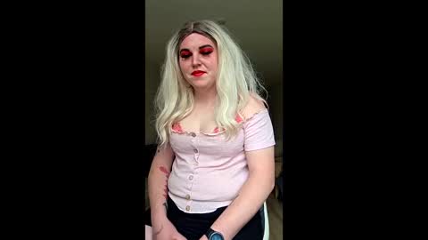 gemmaquinzel online show from May 12, 2026, 11:18 am