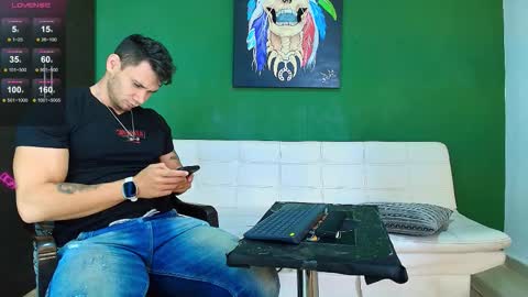 Snapshot of gendersonfit chatting on November 3, 2025, 9:05 pm gendersonfit online show from November 3, 2025, 9:05 pm