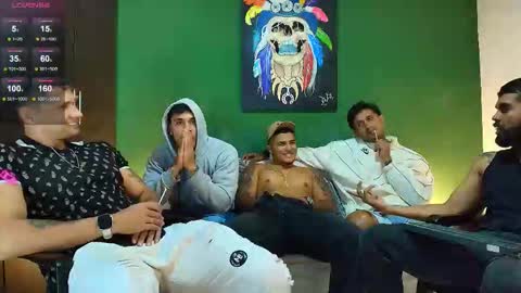 Snapshot of gendersonfit chatting on November 14, 2025, 2:10 am gendersonfit online show from November 14, 2025, 2:10 am