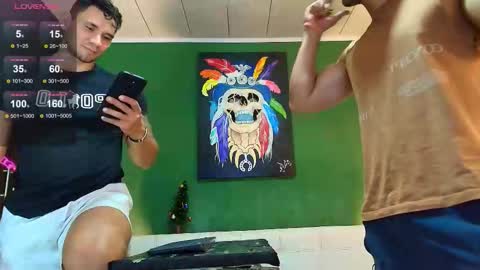 Snapshot of gendersonfit chatting on November 17, 2025, 10:15 pm gendersonfit online show from November 17, 2025, 10:15 pm