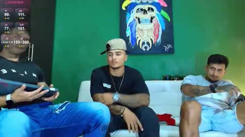 Snapshot of gendersonfit chatting on December 17, 2025, 10:38 pm gendersonfit online show from December 17, 2025, 10:38 pm