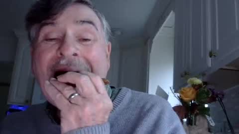 GeneOx online show from November 9, 2025, 1:53 pm