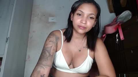 Snapshot of genesis_03_ chatting on September 24, 2025, 5:22 am genesis_03_ online show from September 24, 2025, 5:22 am