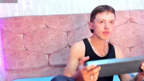 Snapshot of genesis_and_jack chatting on January 8, 2026, 2:58 am genesis_and_jack online show from January 8, 2026, 2:58 am