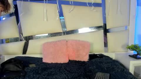 genesis_js online show from November 15, 2025, 3:04 am