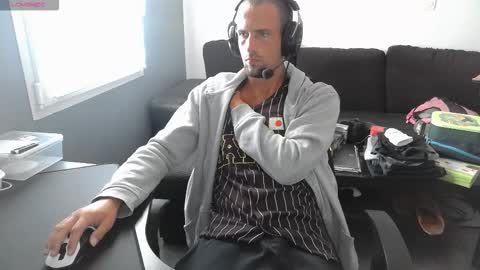 Edouard online show from October 11, 2025, 1:20 pm