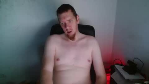 Snapshot of genryuusai88 chatting on December 3, 2025, 11:19 am Toni online show from December 3, 2025, 11:19 am