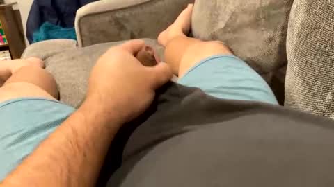 gentle_handhug online show from December 18, 2025, 1:00 am